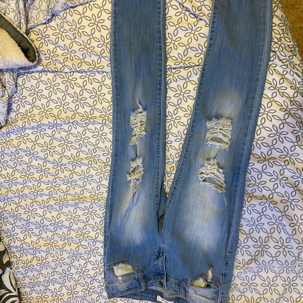 blue skinny jeans